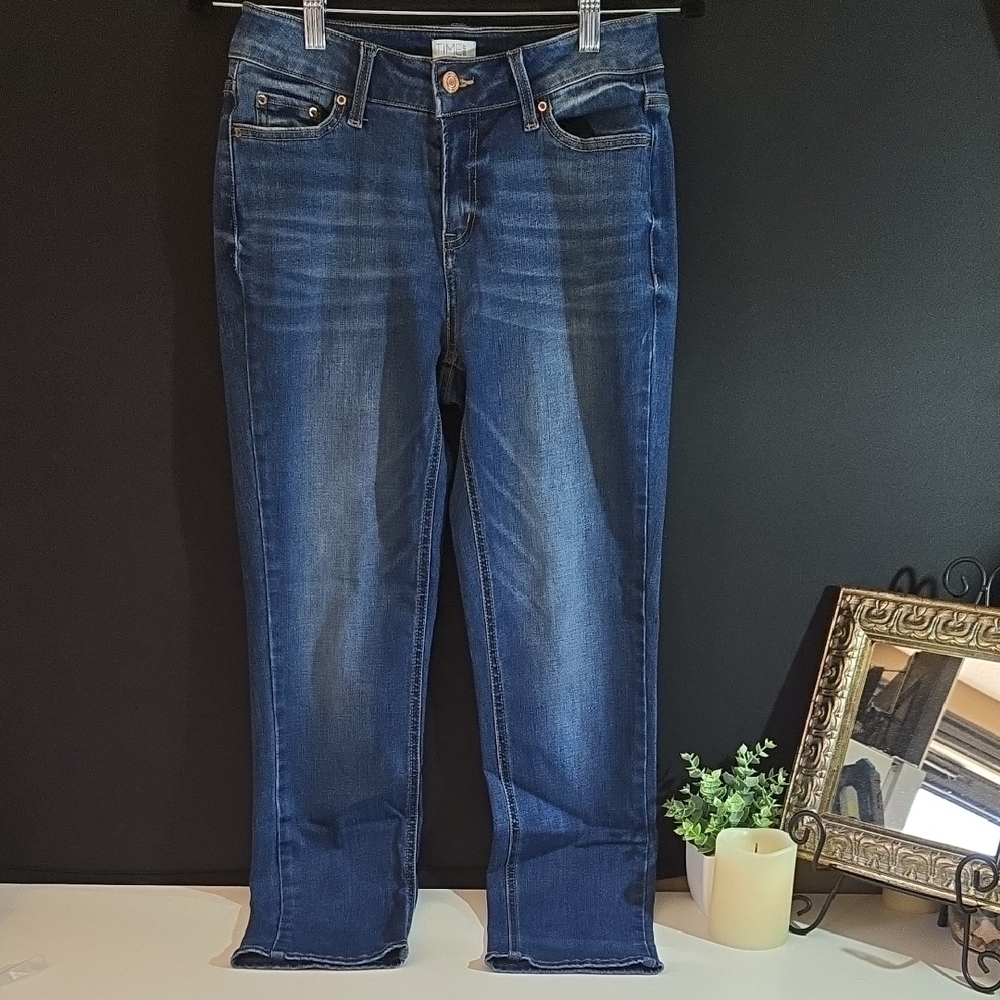 Time and Tru Size 6 Blue Straight Leg Jeans